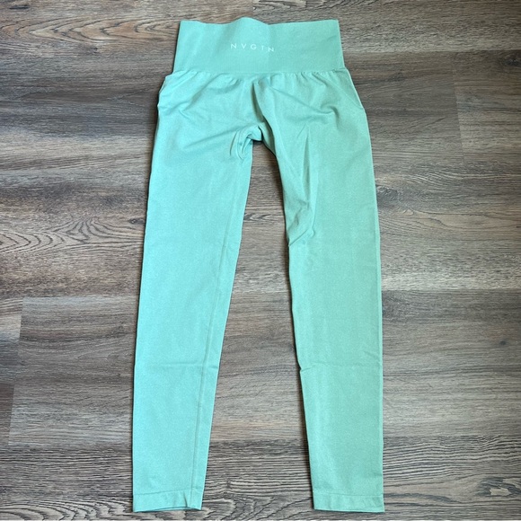 NVGTN Sage Green NV Seamless Leggings - Picture 2 of 7